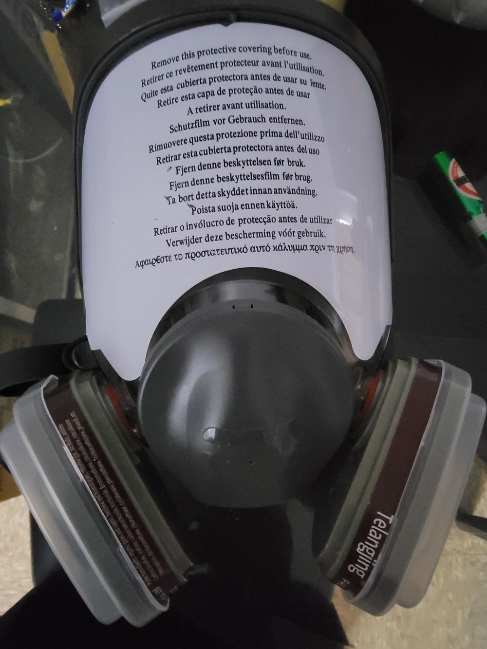 3M 6900 Protective Respirator Mask with Dual Cartridges - Gray